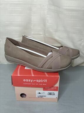 Easy Spirit Acasia Slip On Flats Taupe Womens Size 10.5 Wide